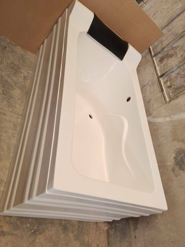 Bathtub